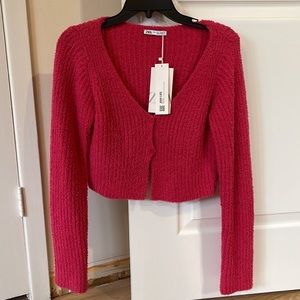 Zara chenille cropped two button sweater in fuschia size L